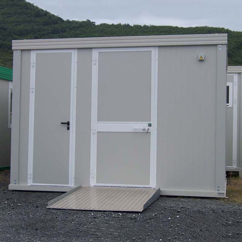 Module sanitaire PMR avec toilettes et douche