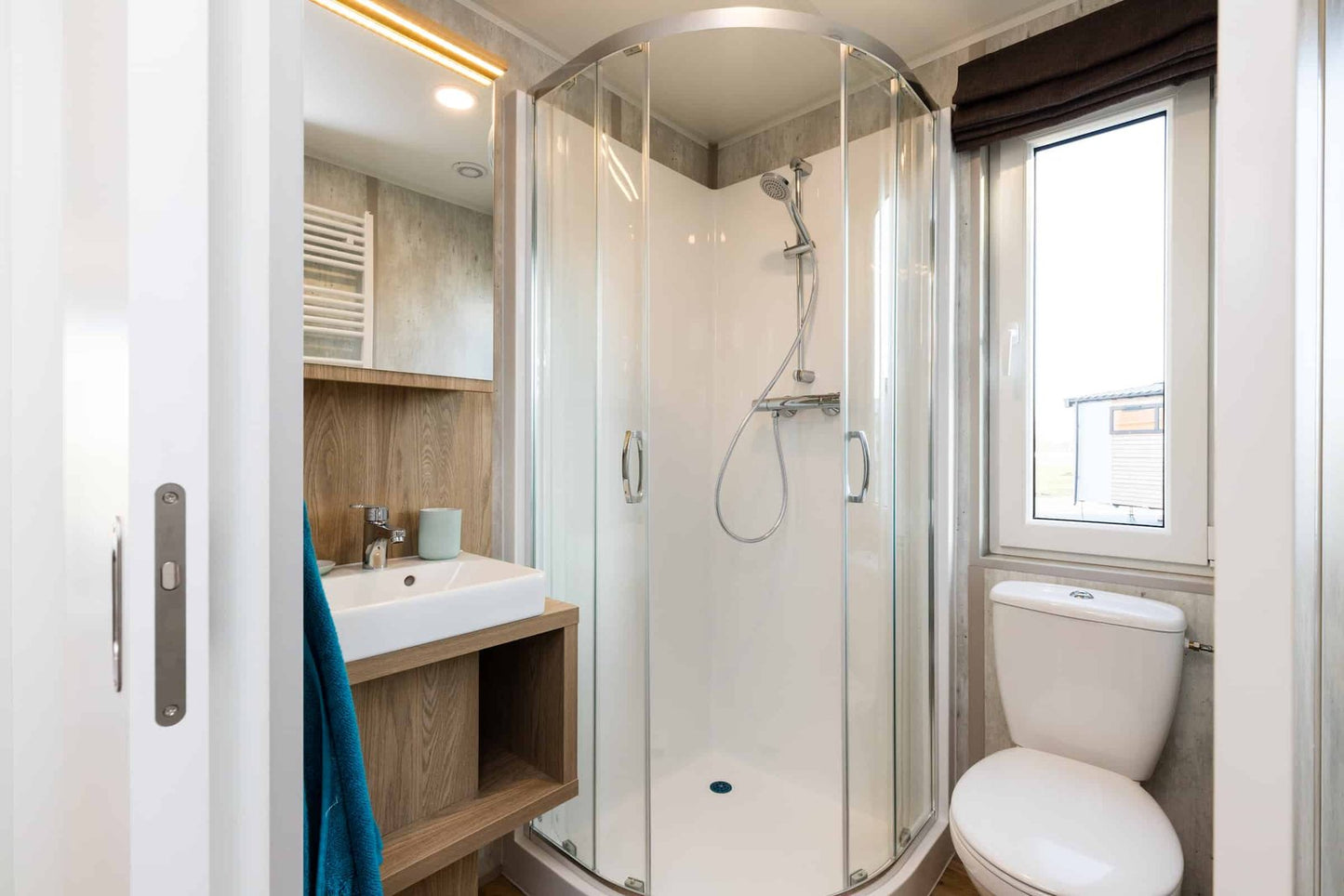 Mobil-home Malta Haus – 2 chambres avec terrasse sur le toit