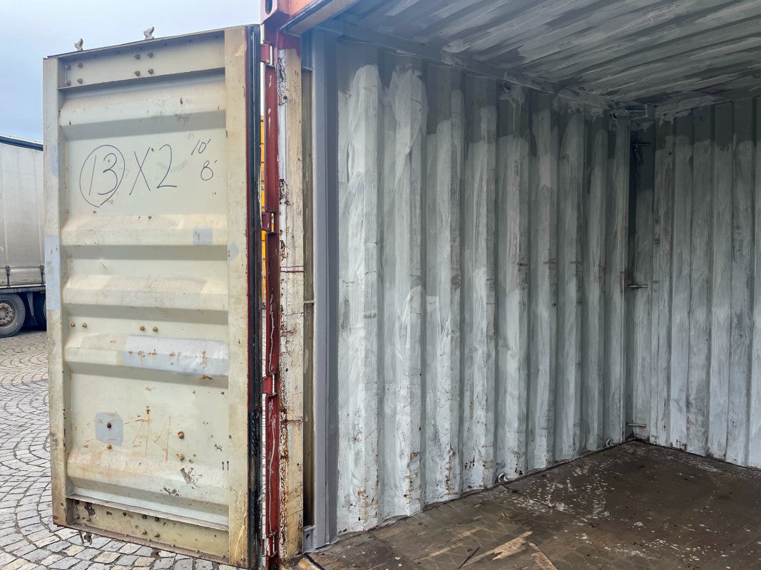 Conteneur d'occasion de 3 mètres – Compact, économique et durable.