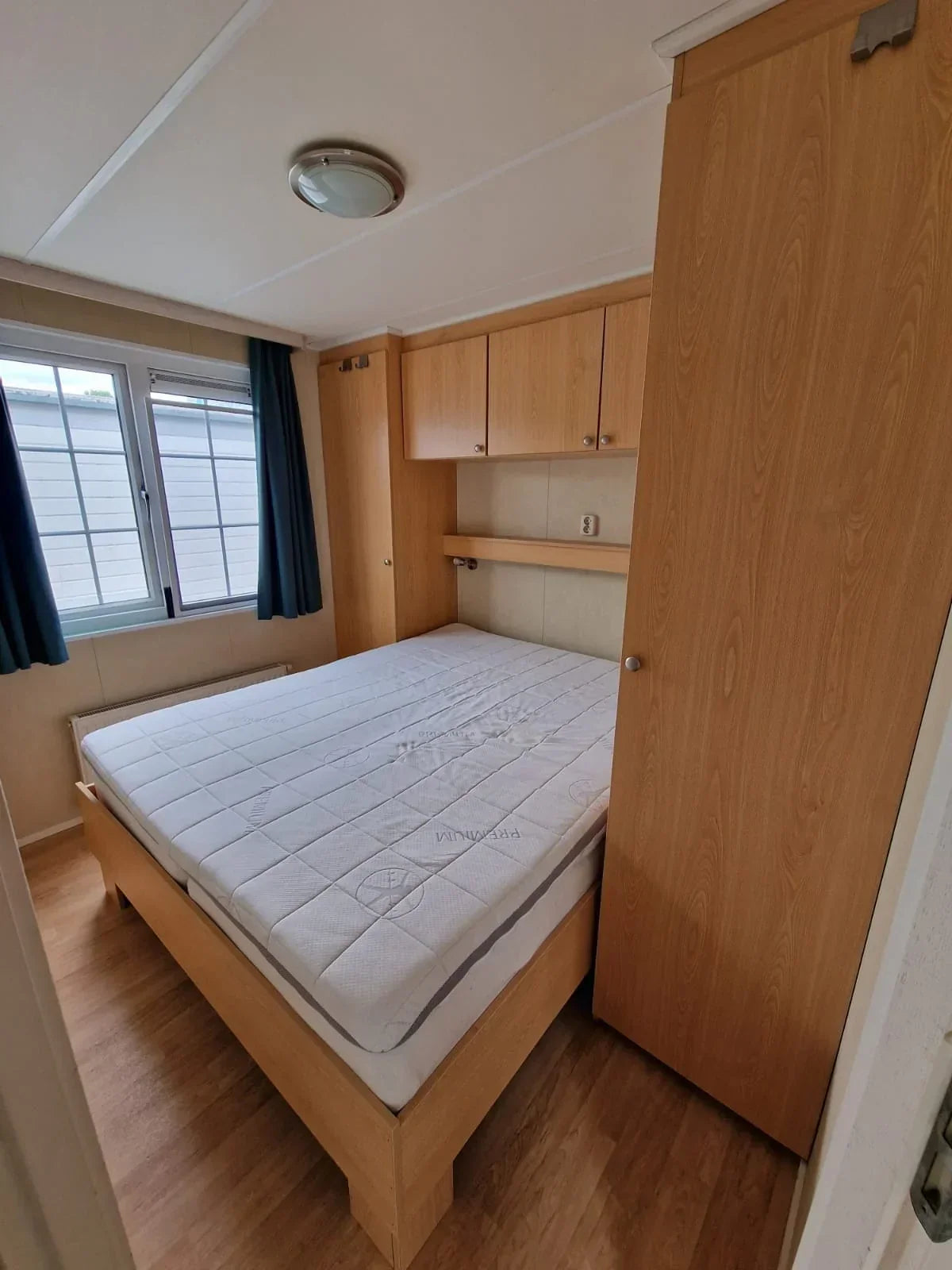 Mobil-home Tula T3 – Cuisine et salle de bain équipées