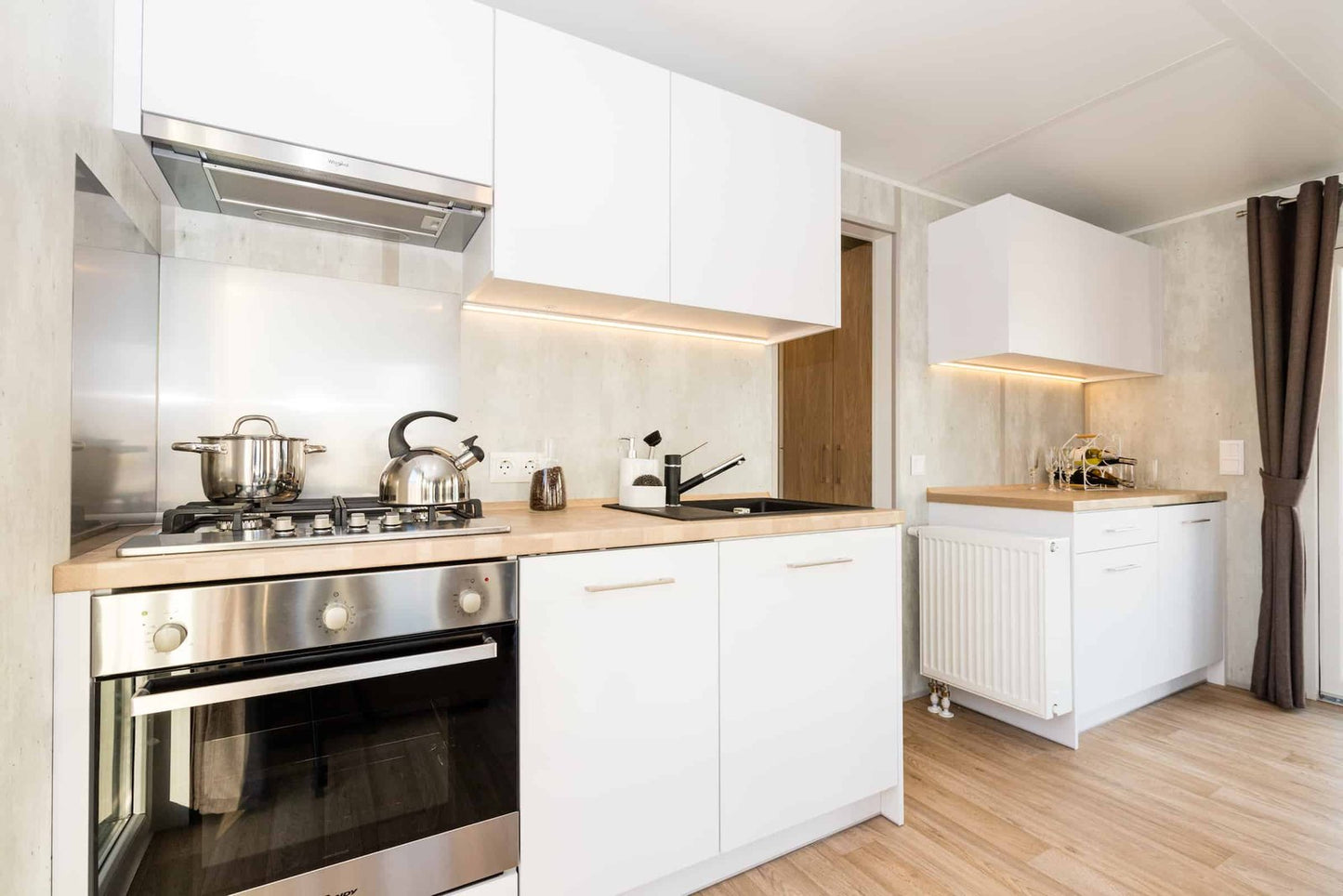 Mobil-home Malta Haus – 2 chambres avec terrasse sur le toit