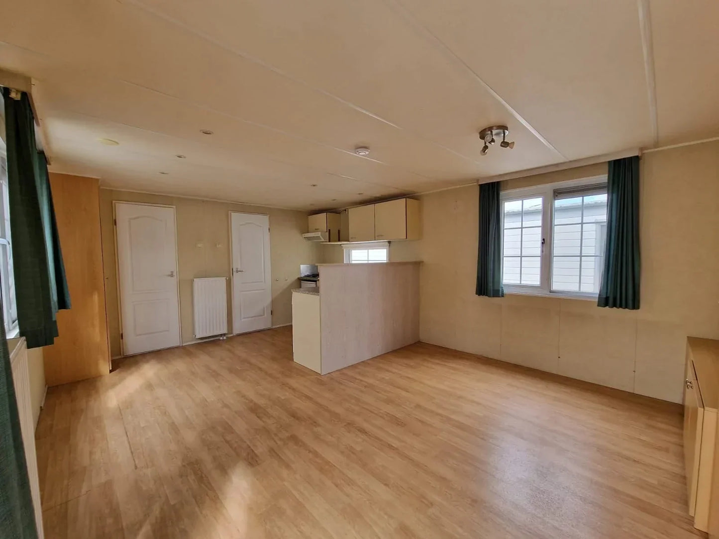 Mobil-home Tula T3 – Cuisine et salle de bain équipées