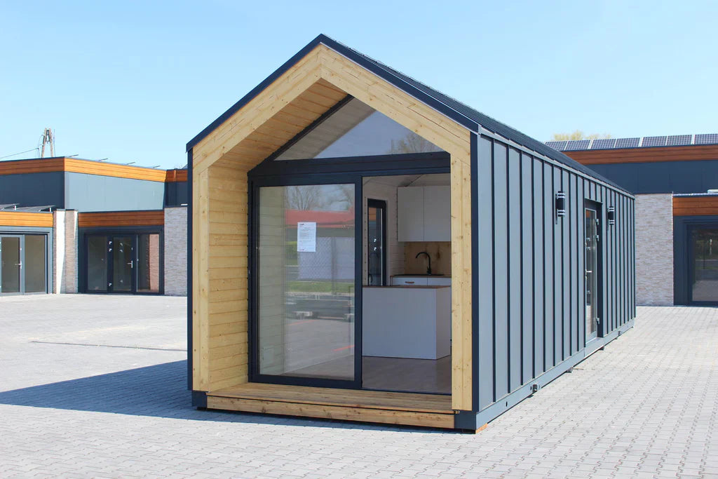 Petite maison prête à emménager – 10,90 × 2,90 m