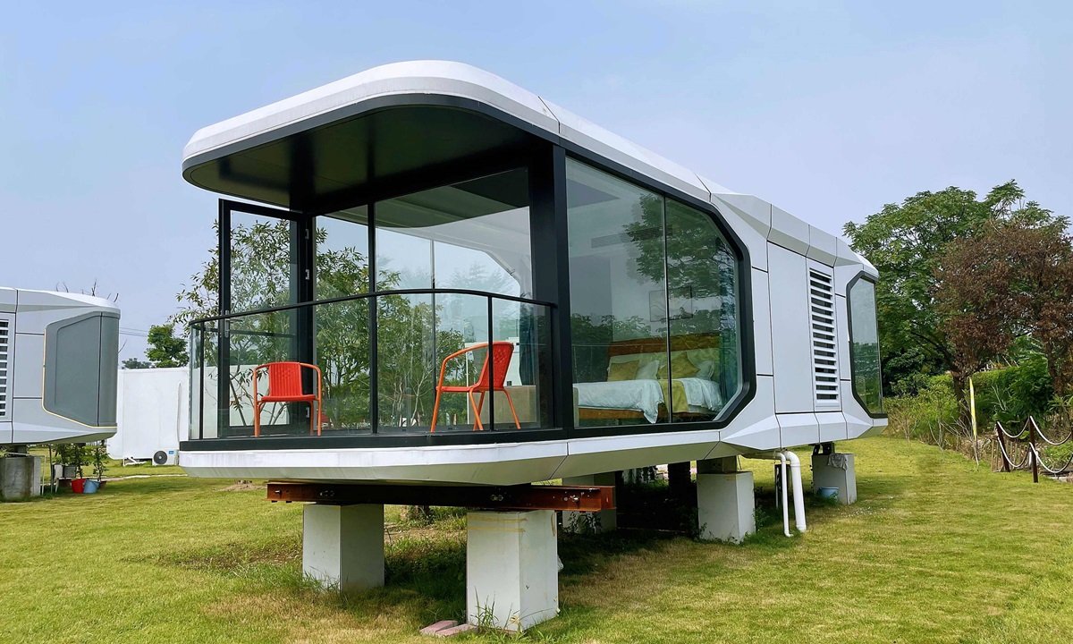 Capsule House E7 – 2 chambres, 1 salle de bain et balcon