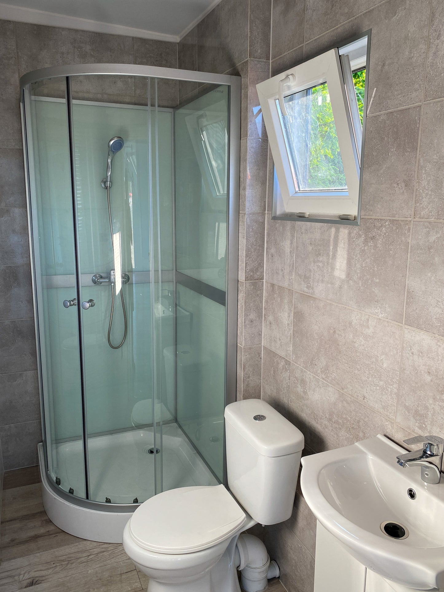 Petite maison / maison de vacances 10,00 × 3,00 m