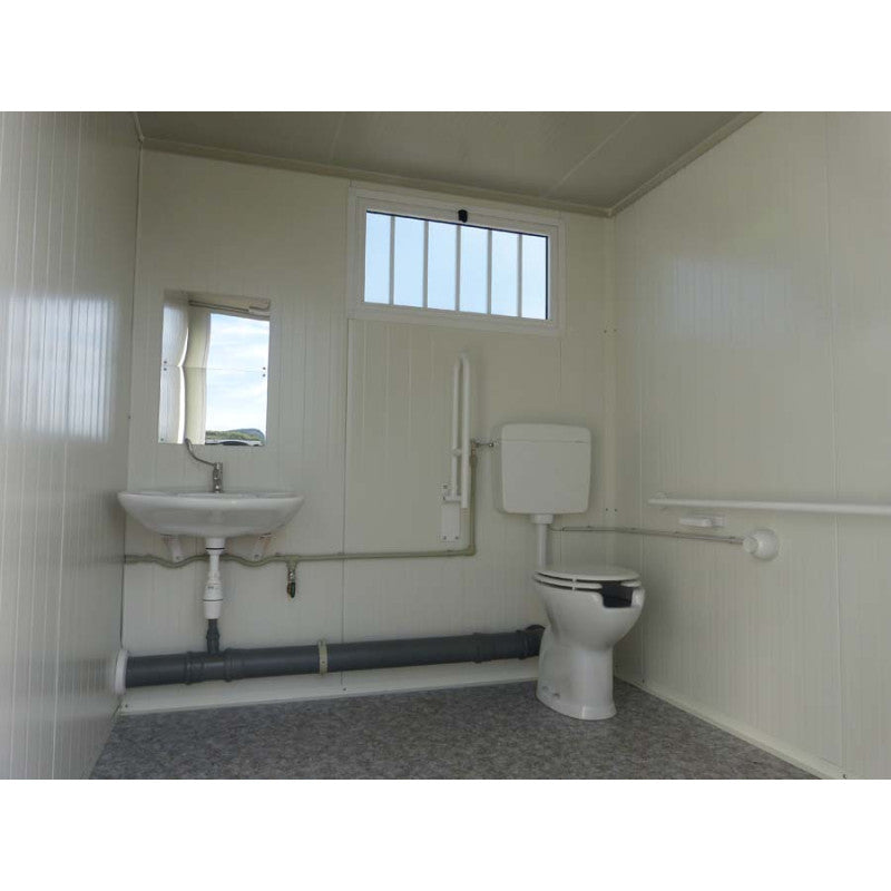 Module sanitaire PMR avec toilettes et douche