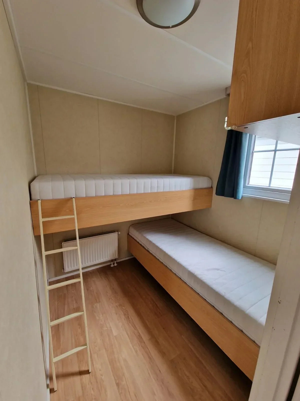 Mobil-home Tula T3 – Cuisine et salle de bain équipées