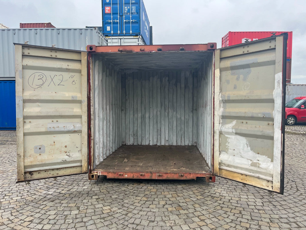 Conteneur d'occasion de 3 mètres – Compact, économique et durable.