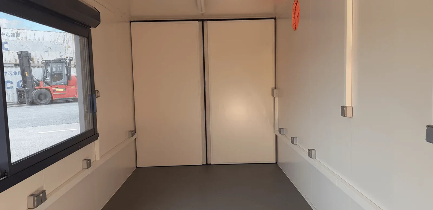 Snack-BOX 20′ avec accessoires spéciaux