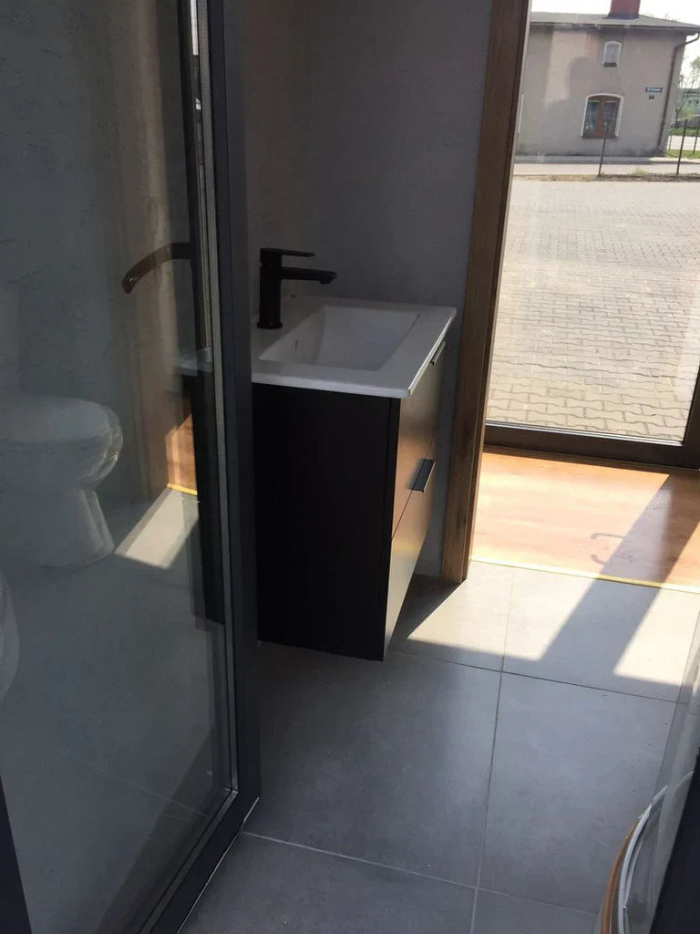 Petite maison prête à emménager – 10,90 × 2,90 m