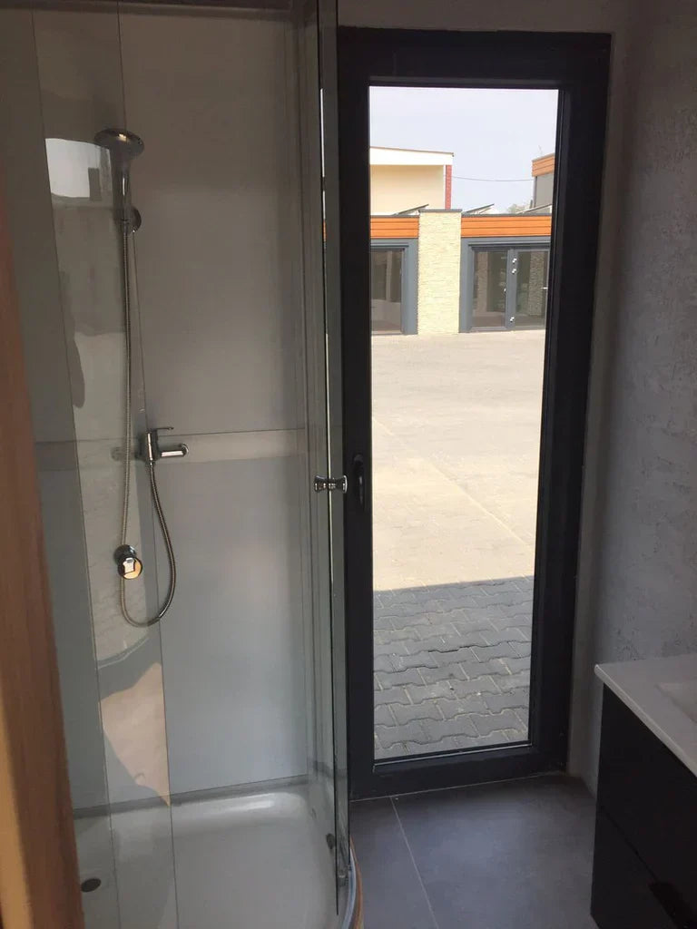 Petite maison prête à emménager – 10,90 × 2,90 m