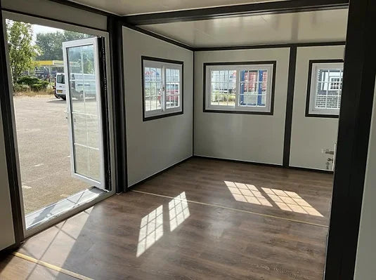 Maison conteneur miniature du Groenland – 25 m² (6 × 4 m)