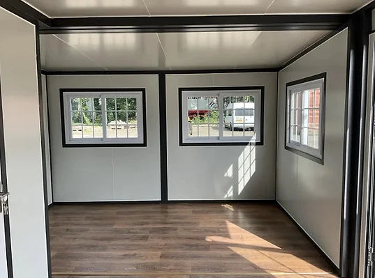 Maison conteneur miniature du Groenland – 25 m² (6 × 4 m)