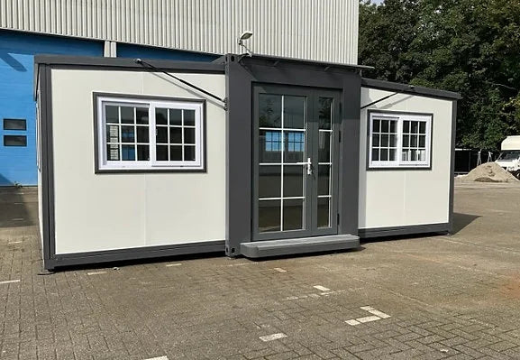 Maison conteneur miniature du Groenland – 25 m² (6 × 4 m)